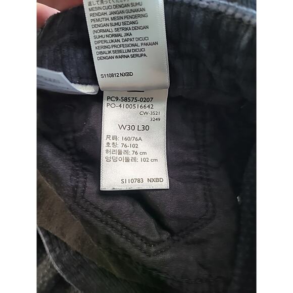 Levi’s Women’s Size 30 Black Mid‑Rise Skinny Corduroy Ankle Jeans – EUC - Picture 8 of 8